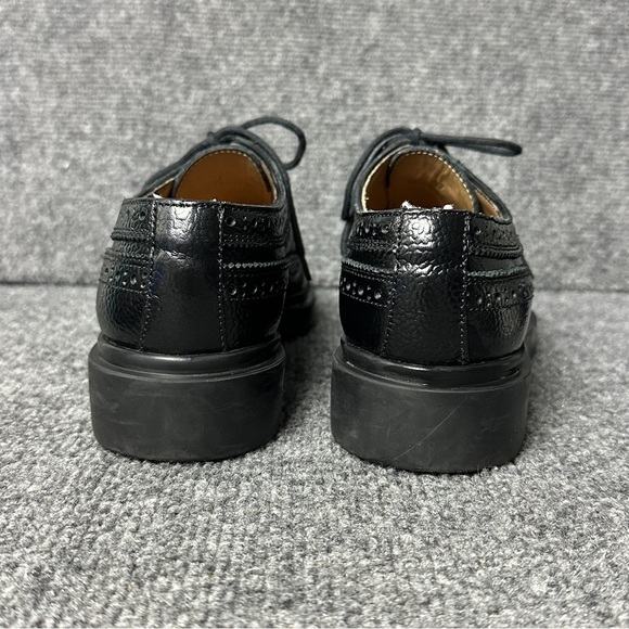 Thom Browne men’s 37 laceup loafers Pebble Grain Longwing Brogues old money main image 13